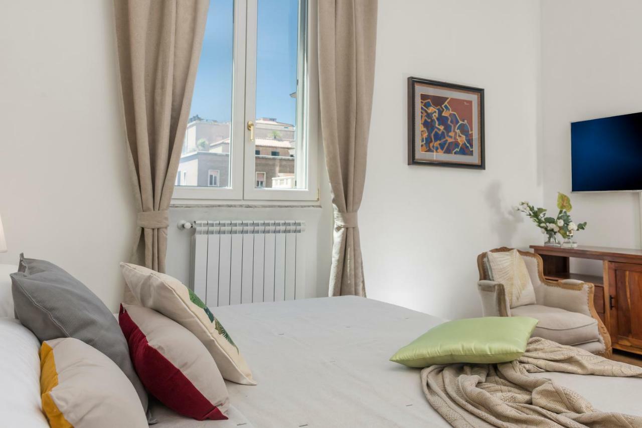 New! Spanish Step Design Apartment Rom Eksteriør billede