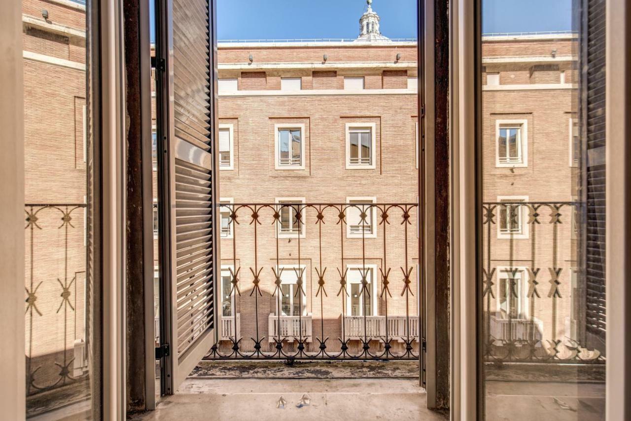 New! Spanish Step Design Apartment Rom Eksteriør billede