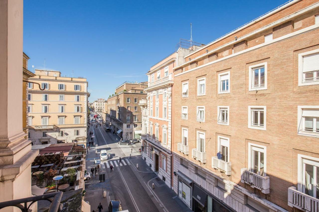 New! Spanish Step Design Apartment Rom Eksteriør billede